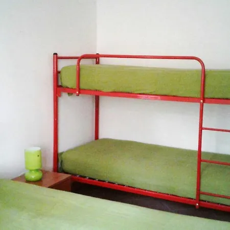 Villa De 3 Chambres A Sartene Avec Jardin Clos Et Wifi A 200 M De La Plage *